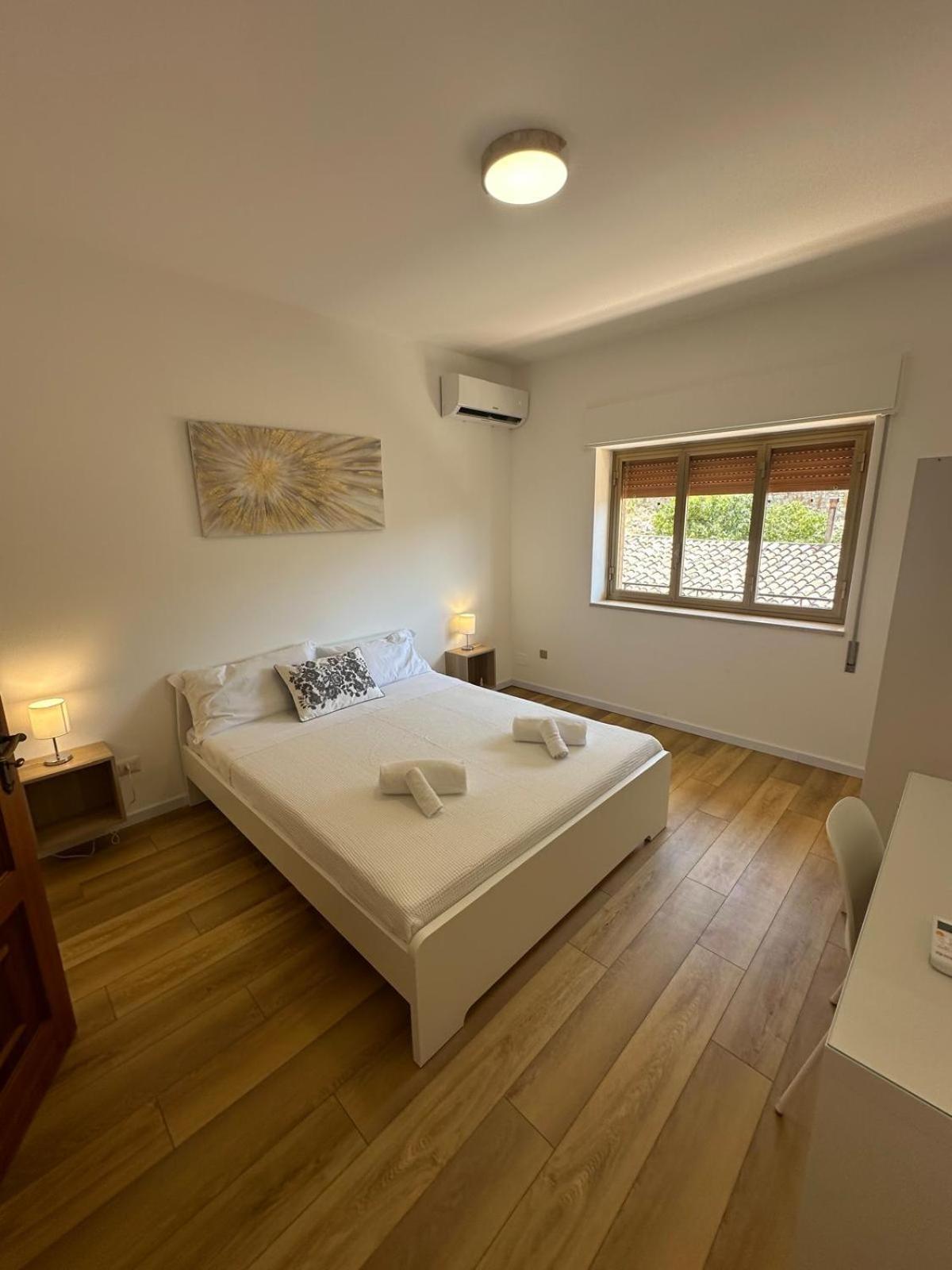 We Home Taormina Center With Parking Экстерьер фото