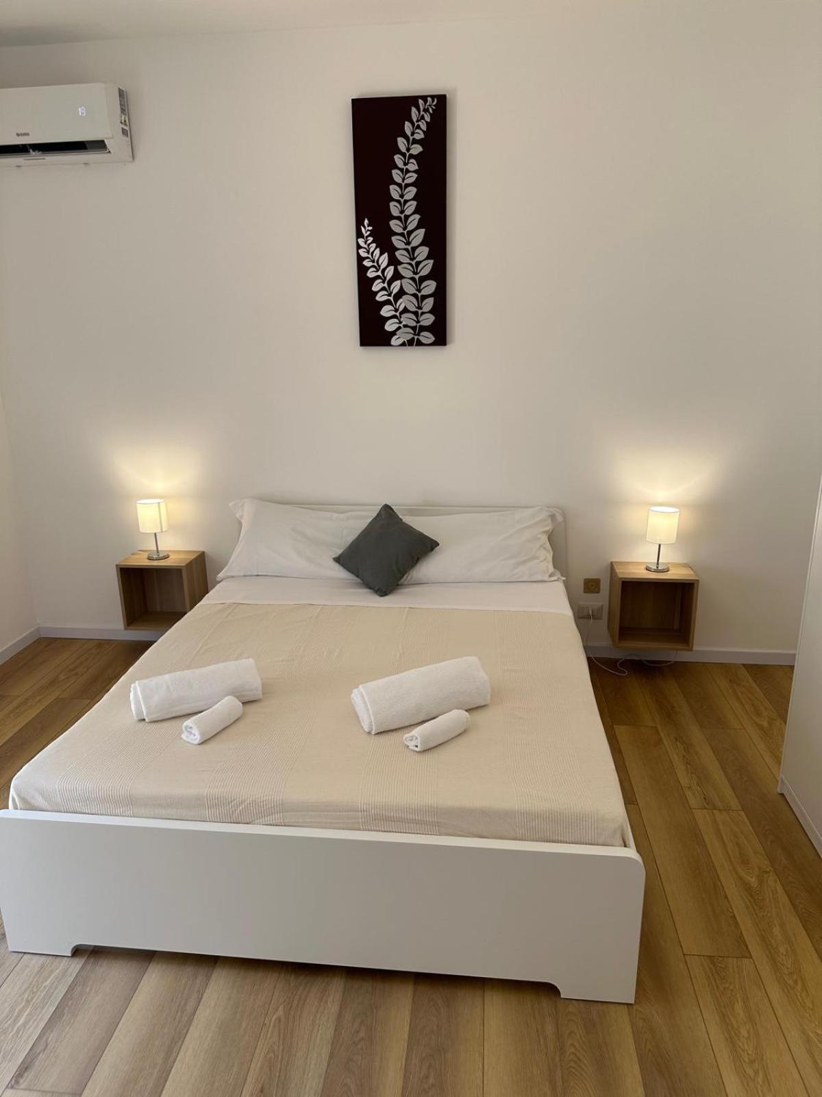 We Home Taormina Center With Parking Экстерьер фото
