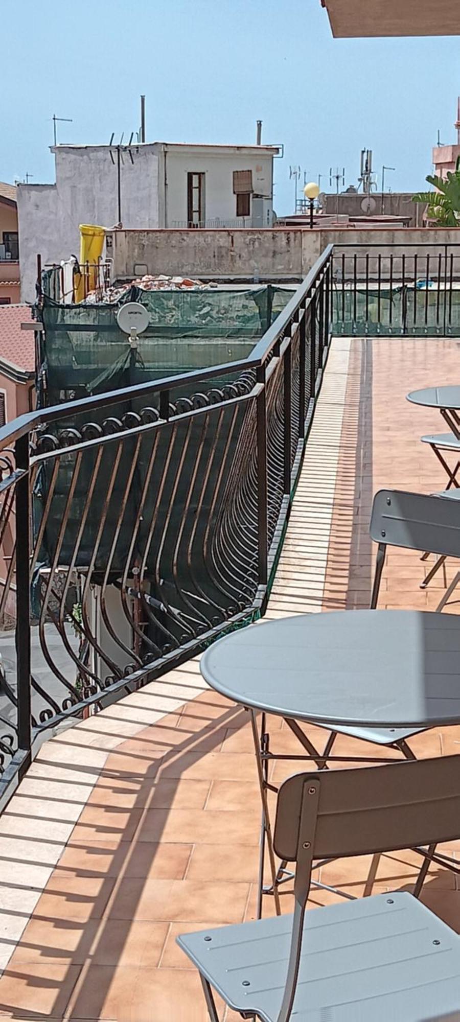We Home Taormina Center With Parking Экстерьер фото